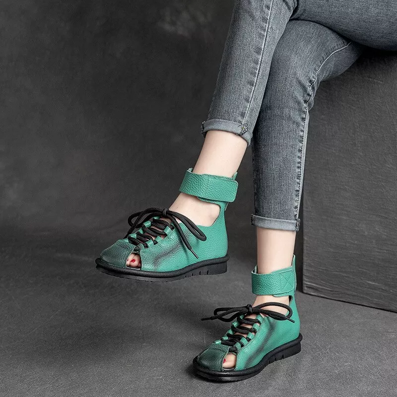 Short platform sandals 2025