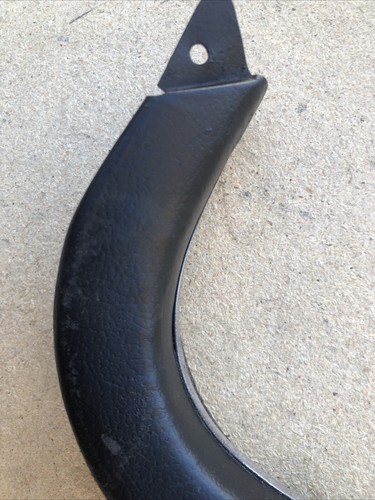 B PILLAR INTERIOR SIDE QUARTER WINDOW GLASS METAL TRIM 1971 72 GTX ROAD RUNNER - Picture 7 of 21