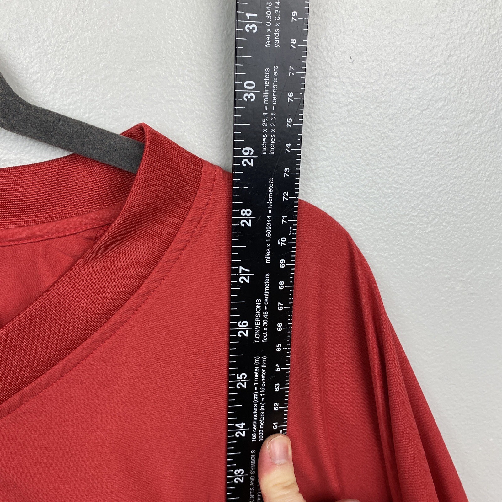 Footjoy windshirt mens xl red long sleeve pullover solid beech hollow V Neck