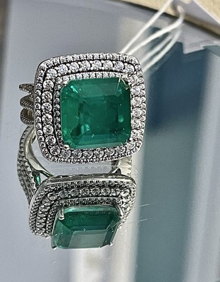 NWT Simulated Emerald &Clear Crystals/SS 925 Ring Sz 6 LightUp Box Parker Lane