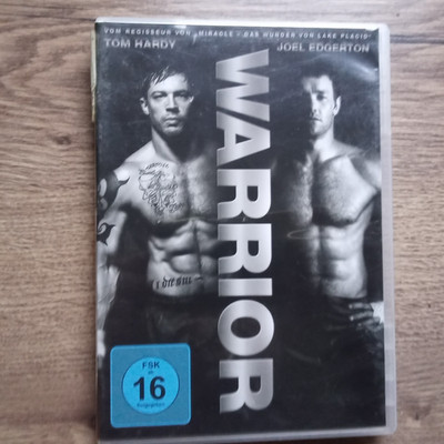 WARRIOR - Tom Hardy, Joel Edgerton, Nick Nolte