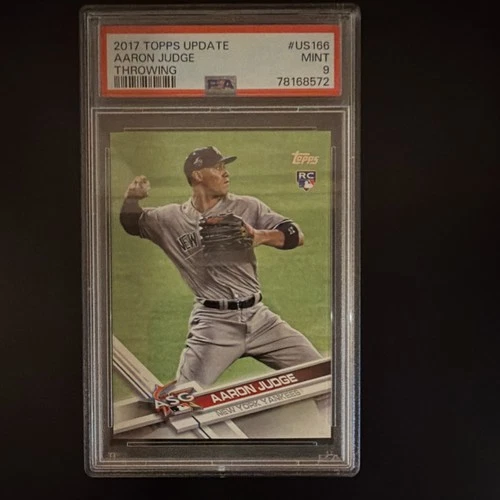 Topps 2017 Update Series Aaron Judge Rookie #US166 Throwing PSA 9 Yankees