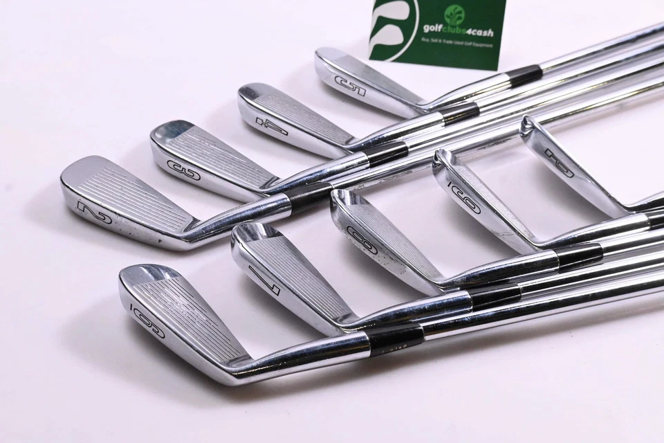 Mizuno TP-9 Irons / 2-PW / Regular Flex Dynamic Gold R400 Shafts - Image 4 of 4