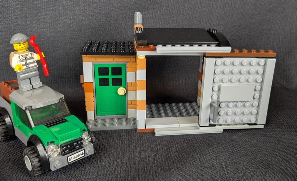 LEGO CITY: Ladrillos de Vigilancia en Helicóptero (60046) Completo con minifiguras Foto 4 de 4