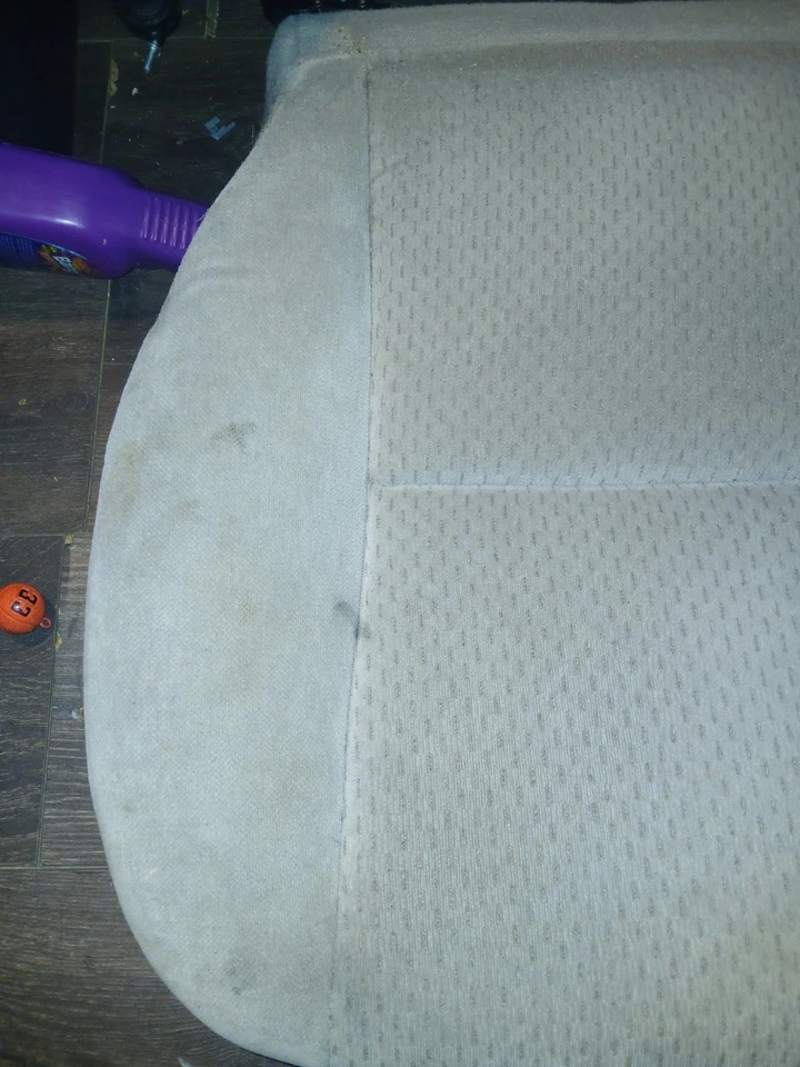 Cojín y cubierta inferior del asiento delantero del conductor Toyota Camry 2002-2006 OEM usados Foto 3 de 4