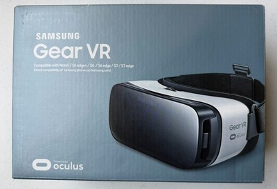 Samsung Gear VR SM-R322 Oculus Headset for Smartphones New Sealed Note 5 S6 S7