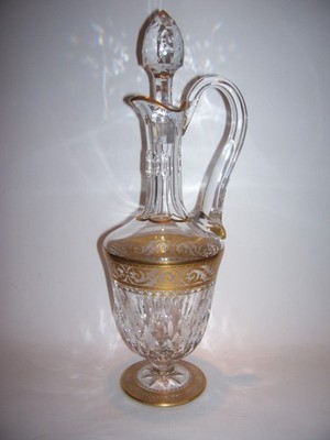 ST SAINT LOUIS CRYSTAL STELLA CUT, ENCRUSTED GOLD ETCHED DECANTER 15+ INCHES