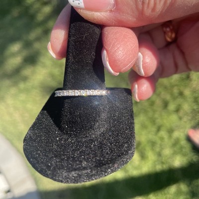 Sterling Silber gestempelt S925 - dünnes Band mit Diamanten - geprüft