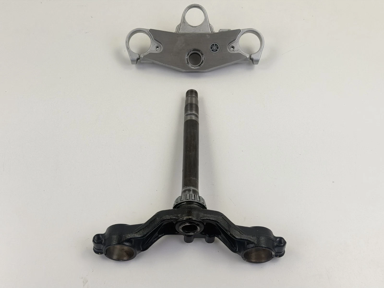 Yamaha 4TV-23340-01-00 4NX-23435-10-00 YZF600R Triple Tree Set