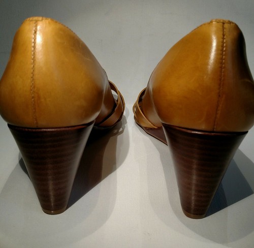 BCBGirls Sz8.5m leather yellow/mustard 3inch half wedge extra padding open toe - Picture 5 of 6