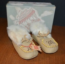 Toddler's Genuine Hand Laced Leather Mocassin w/ Rabbit Fur SIZE 4 NOS