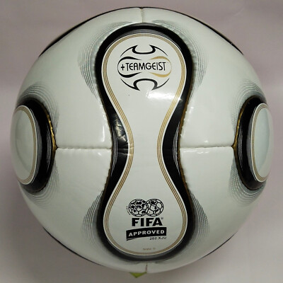 Official Adidas Teamgeist FIFA World Cup 2006 Germany 4 Piece Ball