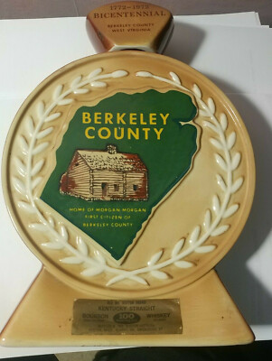  1972 Old Mr. Boston Berkeley County Bicentennial whiskey bottle Royal Halburton