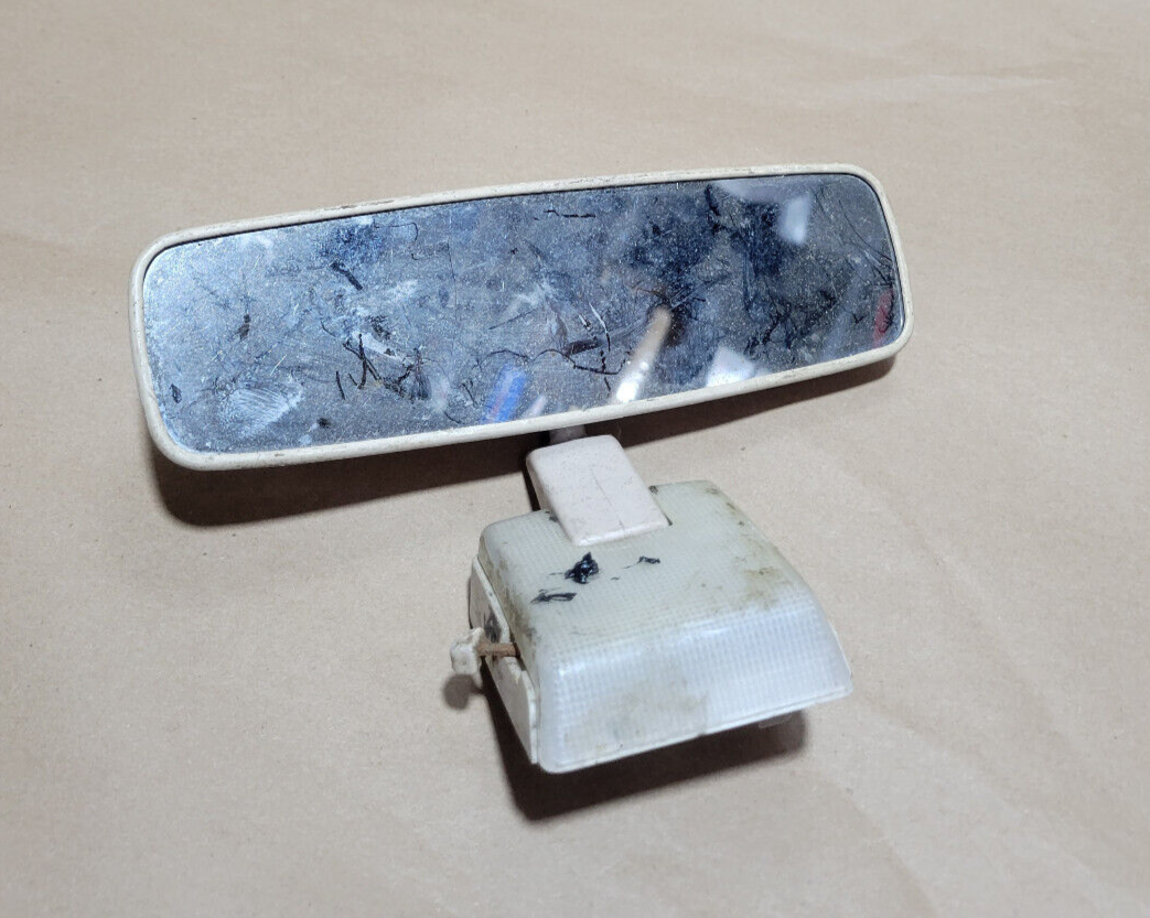 8488 TOYOTA PICKUP TRUCK 4RUNNER INTERIOR REAR VIEW MIRROR DOME LIGHT