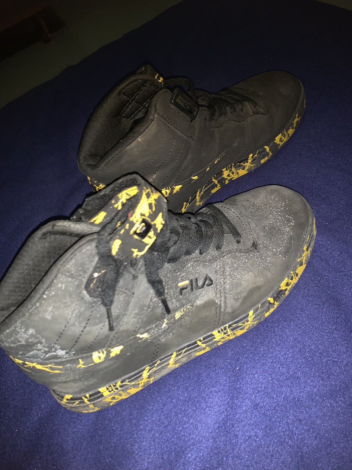 3fm01023-040 Fila Size 7 High Top Black 