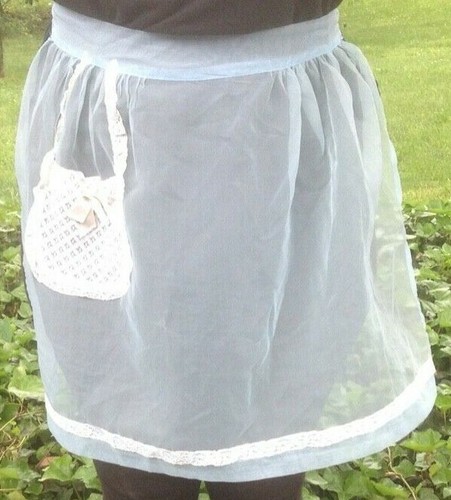 VINTAGE APRONS - Picture 9 of 10