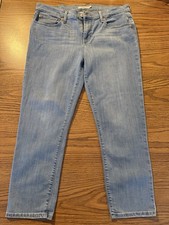 Levi  s Boyfriend Jeans Women  s Size 31 Blue Mid Rise Straight Leg Denim