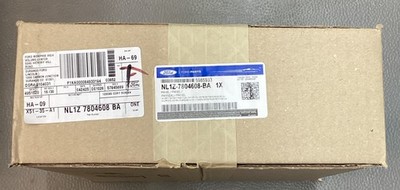 FORD 2022-2024 Expedition Console Lid Instrument Panel NL1Z7804608BA TWIST SATIN