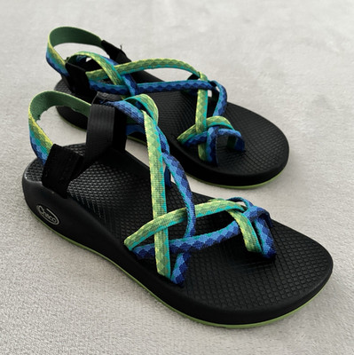 Chaco Sandals Women s 8 Strappy Adjustable Straps Outdoor Black Blue Green