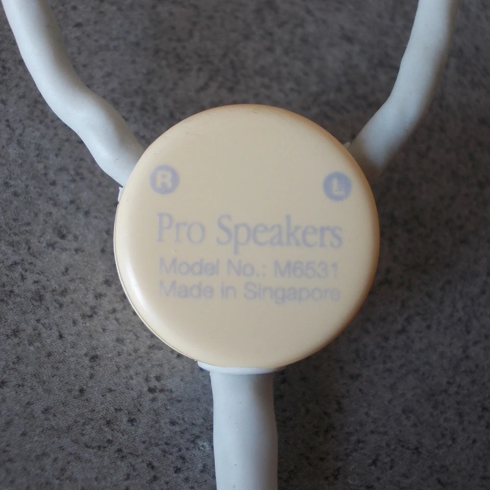 apple pro speakers imac g4 cube harman kardon m6531 m8756 no M8282 2,5 minijack - Immagine 2 di 4