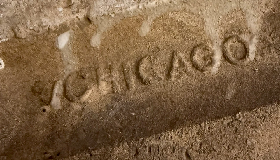 Ladrillo arquitectónico antiguo Tiffany Chicago con fecha de abril de 1906 Foto 4 de 4