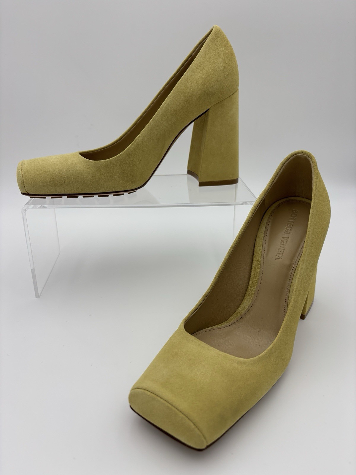 Bottega Veneta Tower Square Toe Suede Pumps Heels Yellow Size 38 / 8
