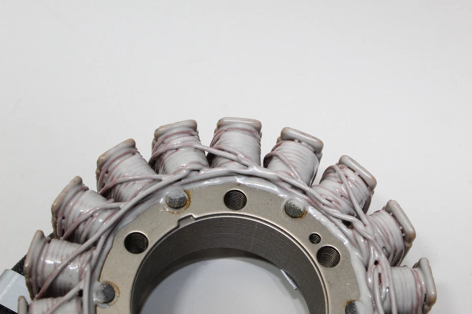 Alternador generador estator Harley-Davidson V-rod NOS 30734-01K Foto 4 de 4