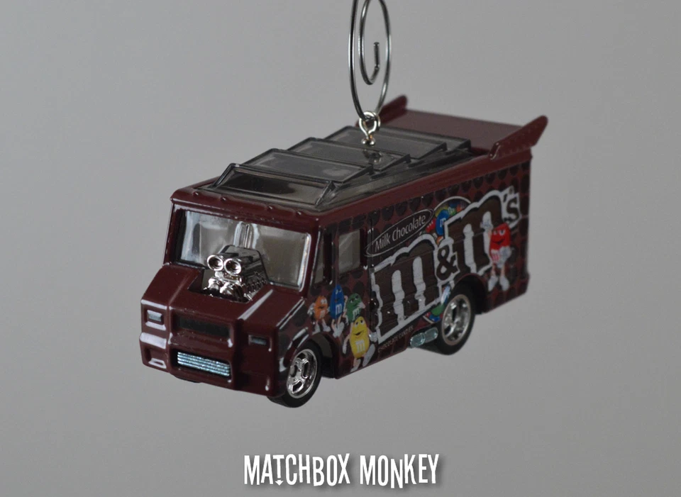 M&M's Drag Smokin' Grille Camión Personalizado Adorno de Navidad 1/64 Food Race Muscle Foto 3 de 4