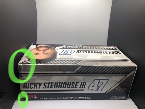 2020 Ricky Stenhouse Jr 47 Kroger Pink 1/24 Lionel Nascar Diecast 1/504 - Picture 16 of 17