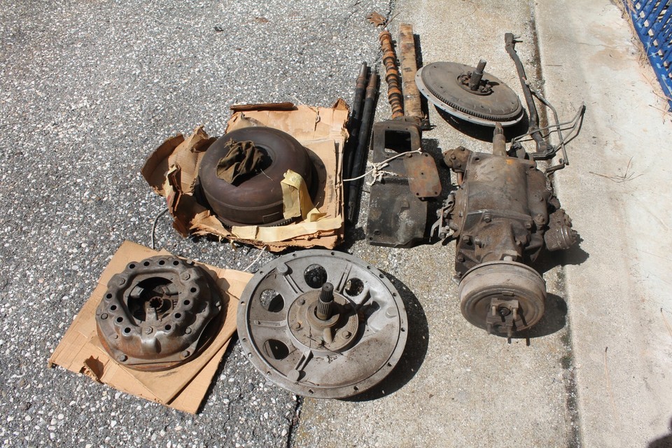 1950-1951 era Chrysler Fluid Drive transmission transmission parts ...