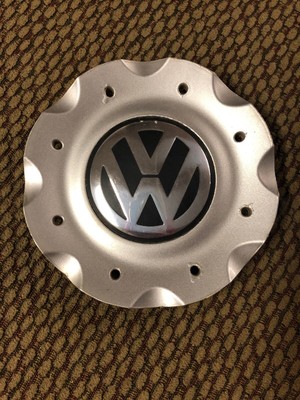 VW Volkswagen Passat OEM Wheel Center Cap 3B0 601 149 L 2003 2004 2005