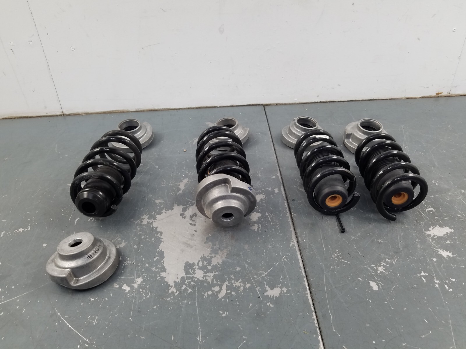 Lamborghini Huracan OEM Shock Spring Set #7739 B5