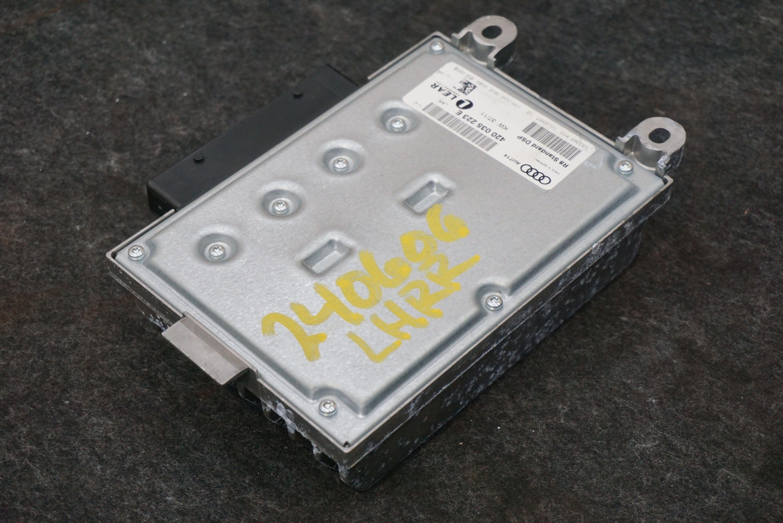 Audio Sound System Amplifier 420035223E OEM Audi R8 Type 42 2011-15