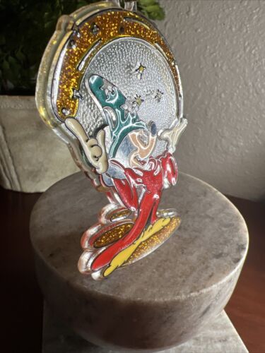 Llavero de plástico vintage Mickey Mouse Sorcerer Fantasia Walt Disney 5" - Imagen 2 de 8