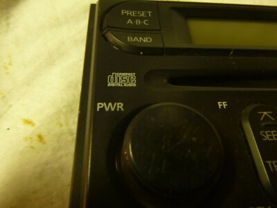 Nissan Xterra Frontier Radio CD Player Stereo Pp2449h 28185 7z800