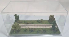 Z SCALE - SINGLE TRACK 8" - DISPLAY CASE - "SUMMER  SCENE" -FOR ANY Z TRAIN