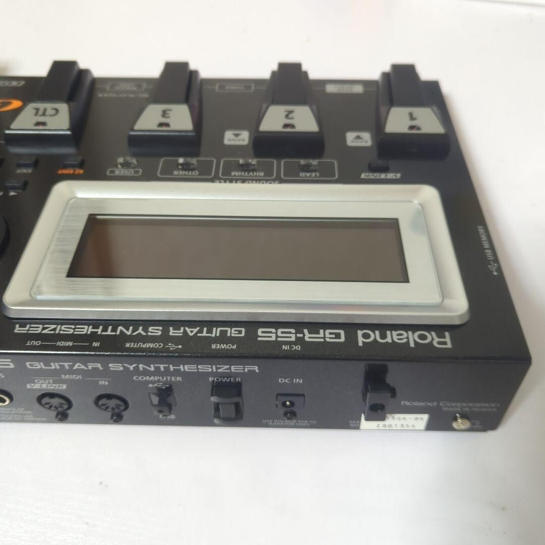 Roland GR-55 Guitar Synthesizer Effect Pedal Black W/adapter Roland GR-55 Guitar Synthesizer Effect Pedal Black W/adapter
