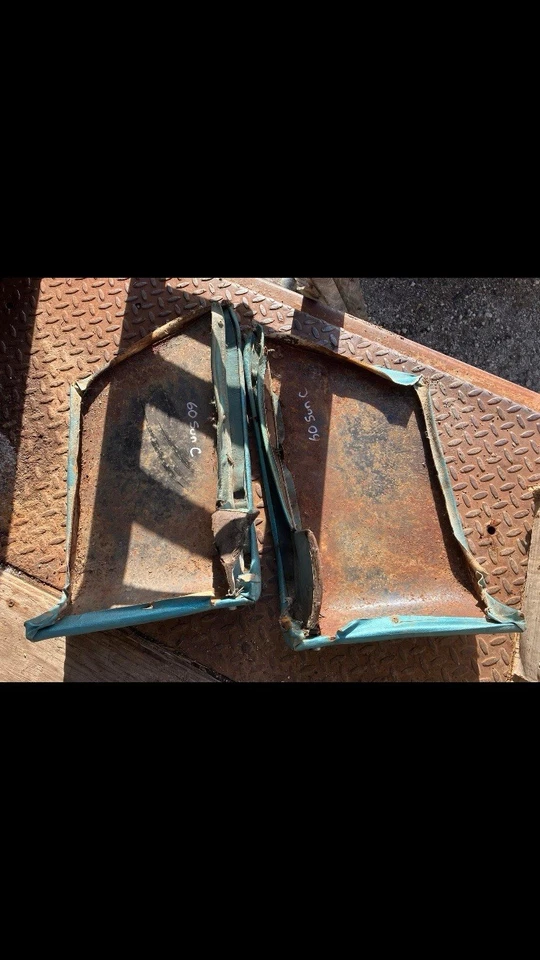 Ford Sunliner 1960 convertible asiento trasero paneles laterales 60 Foto 4 de 4