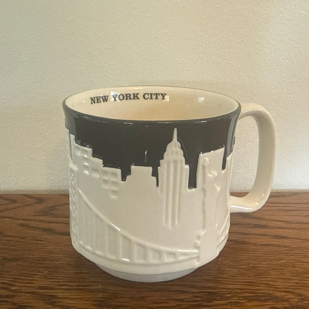 Tarte Starbucks Saint-Pétersbourg Russie - Tasse 3D 18 Oz - Neuve - Collector