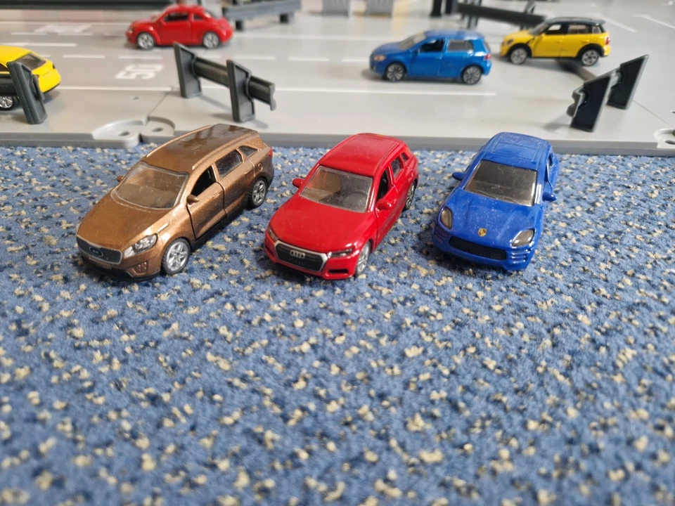 30+ SIKU Autos WIE NEU!!! Mercedes, Lamborghini, Porsche, Audi & Mehr! - Bild 4 von 4