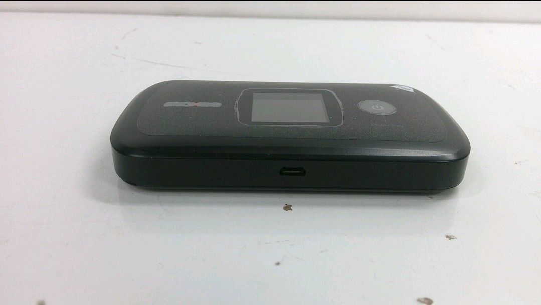 Moxee AT&T K779HSDL Mobile Hotspot - Black  - New In Box