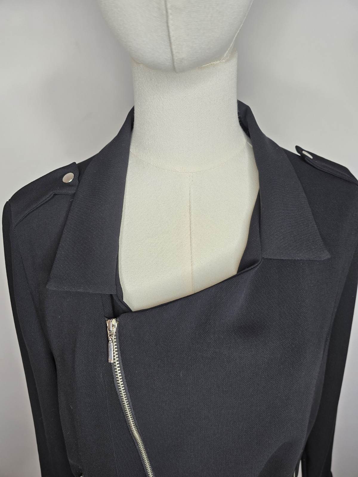 Zara Basic Women's Black Blazer Jacket Asymmetric… - image 4