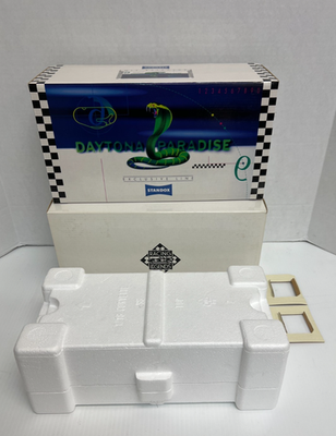 EXOTO 1:18 1964 CORVETTE GRAND SPORT ROADSTER STANDOX DAYTONA