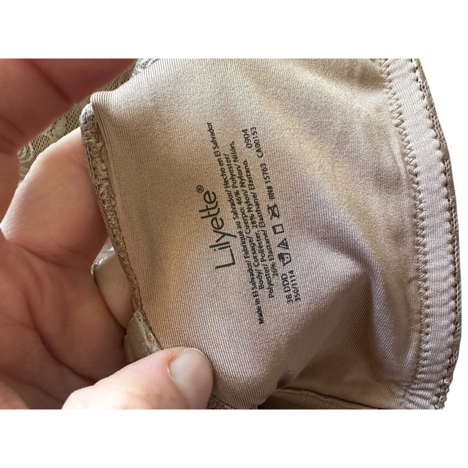 Lilyette Women's Tan Lace Overlay Full Coverage Bra 36DDD - Image 3 of 4