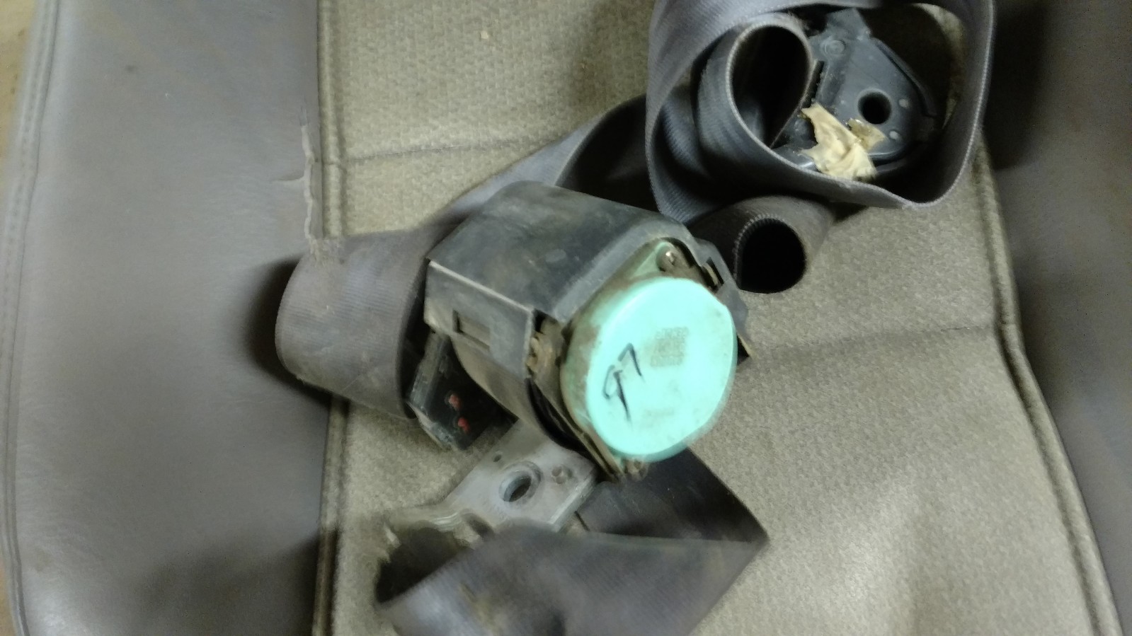 Front Male Seat Belt, Jeep Wrangler TJ, 19972006 OEM Left Drivers side eBay