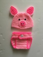 Hand Crochet Baby Piglet Photo prop Diaper Cover and Hat, newborn outfit - NEW