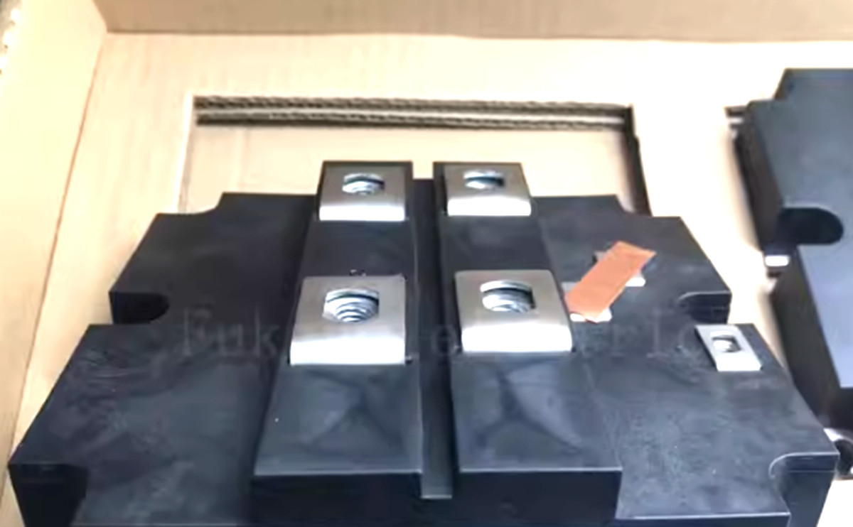 1 PC New INFINEON FZ1600R12KF4_S1 Module FZ1600R12KF4S1