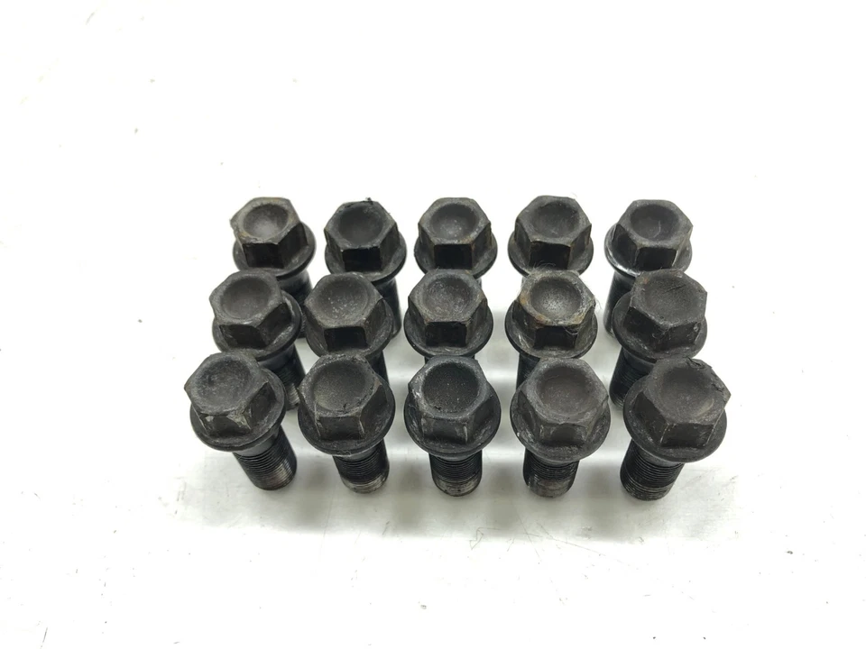 BMW X6 2008-2014 Juego de 15 tuercas de perno de rueda OEM. Foto 2 de 4