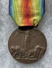 ITALY, VICTORY MEDAL, RARE…. WW1, ORIGINAL SILK RIBBON, #2 FM Lorioli — photo 2