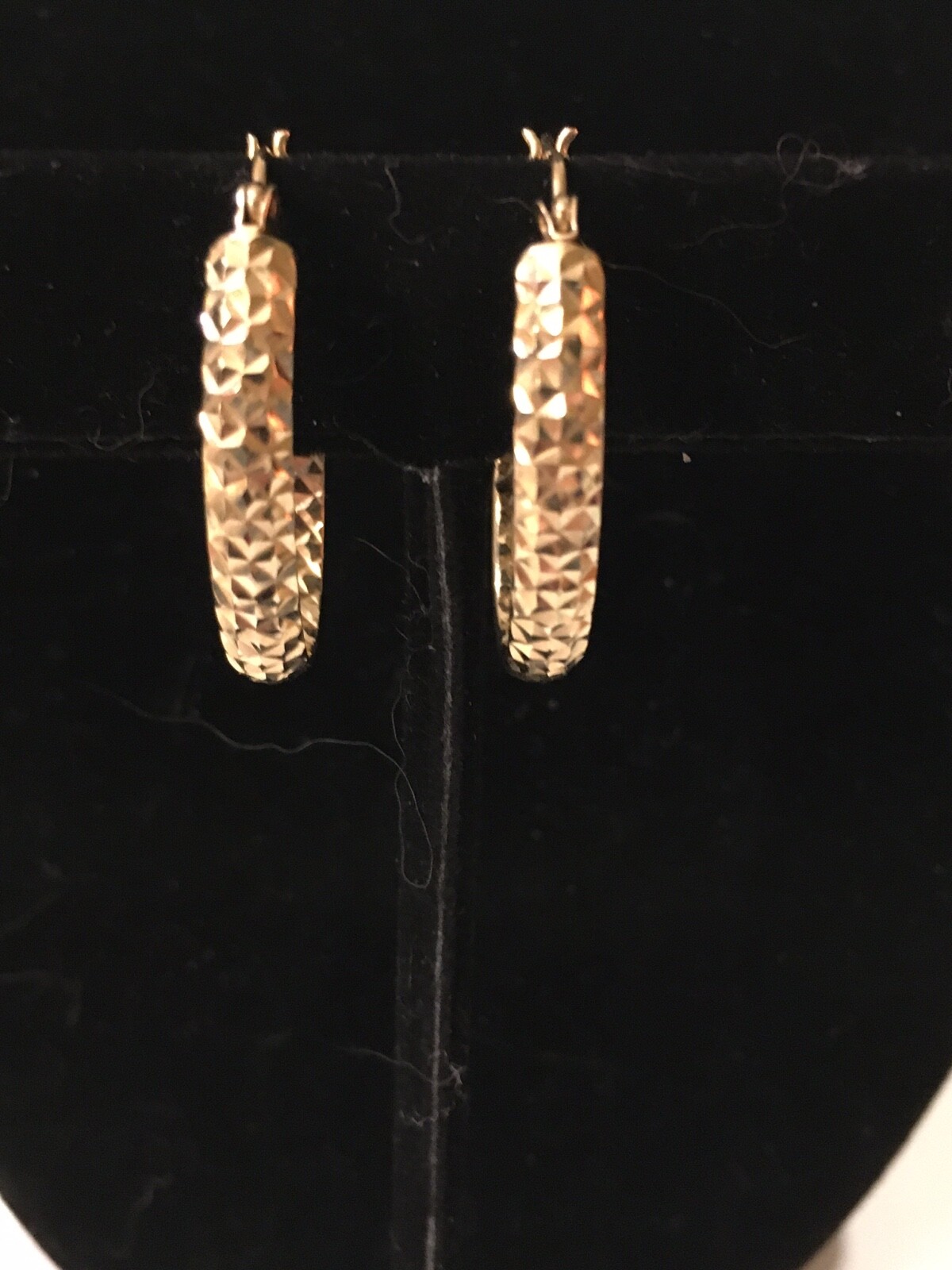 14K Real Gold Earrings. Stamped 14K, Gold Oval Hoops Gem